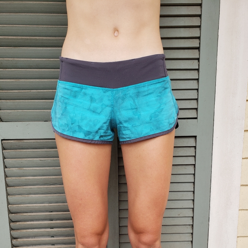 Lululemon Speed Up Shorts Size 4